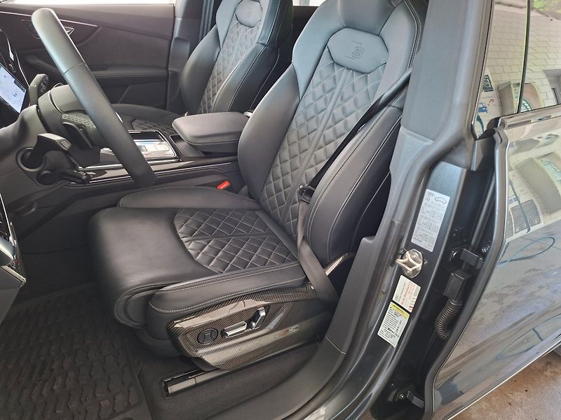 Audi SQ8 (2020) TDI 320kW 8A -1.MAJ.-TOP! - fotka 16 z 40