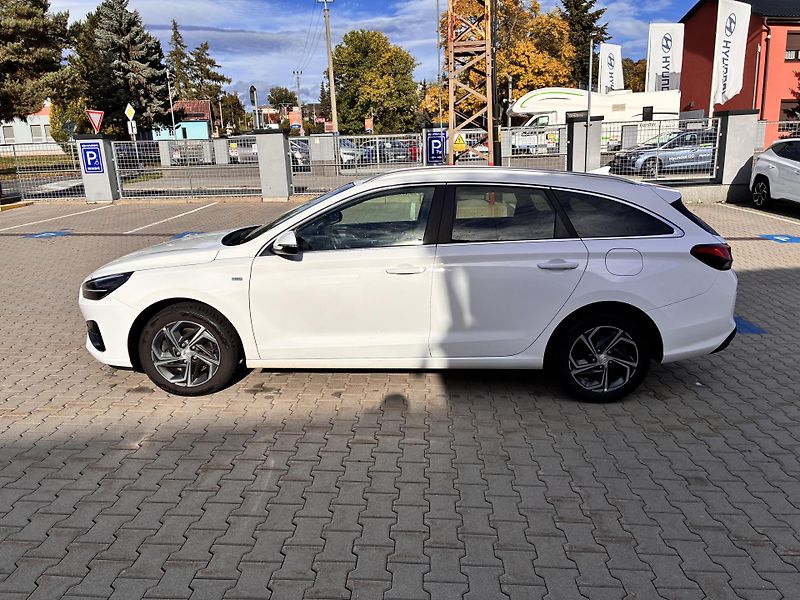 Hyundai i30 WG 1.5T-GDi 118kW SMART NAVI   - fotka 4 z 26