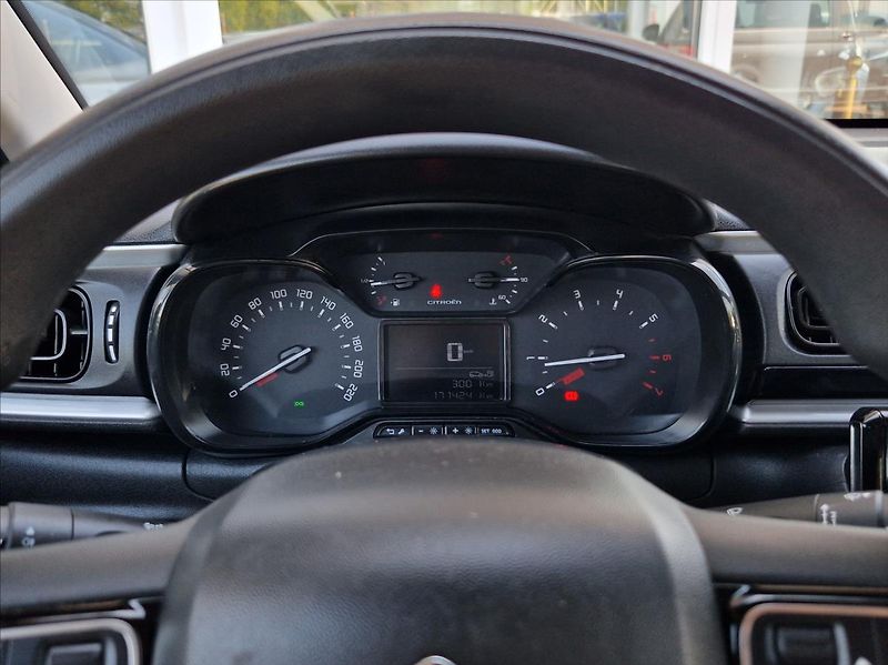 Citroën C3 1,2 i 61kW TEMPO AC KLIMA - fotka 20 z 31