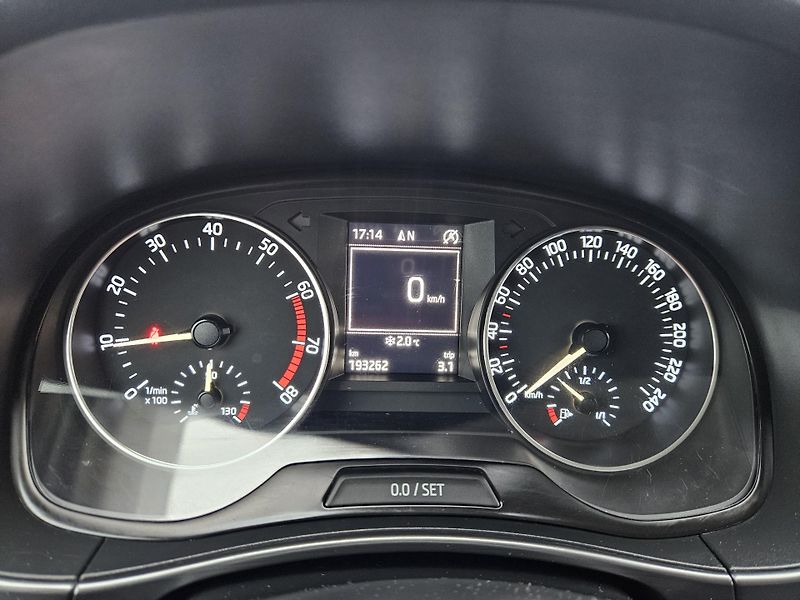 Škoda Fabia (2016) 1.2TSI 66KW, SPLÁTKY  - fotka 14 z 23