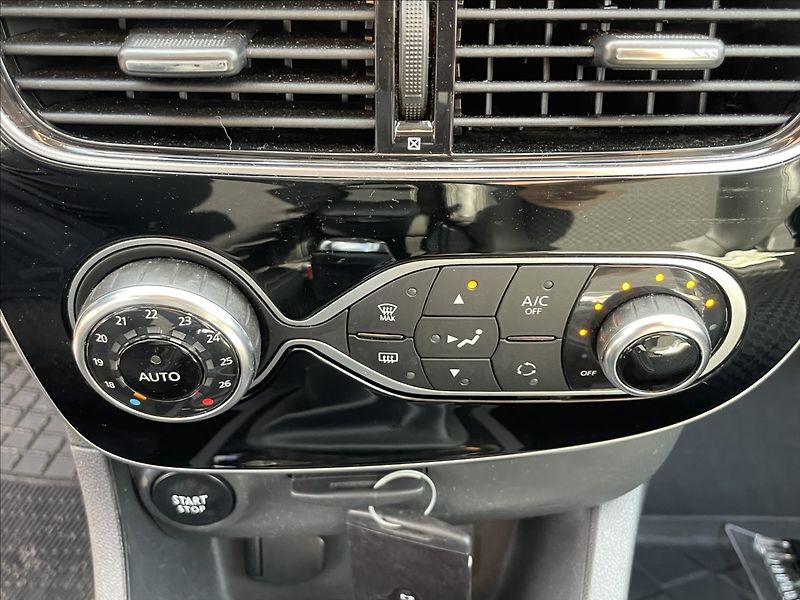 Renault Clio 1,5 DCi 66kw GPS polokůže 2sad - fotka 18 z 41