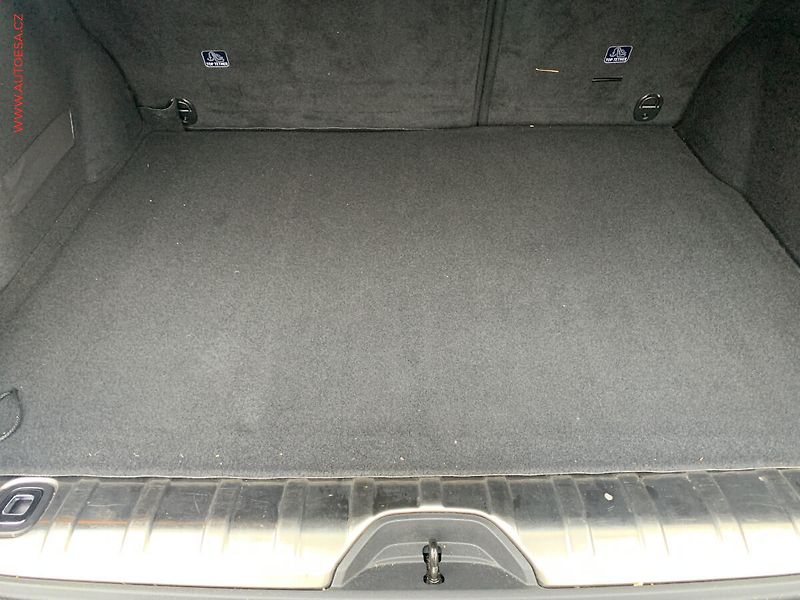 Peugeot 2008 (2016) 1.6 HDi, 1.maj,ČR, Allure - fotka 7 z 18