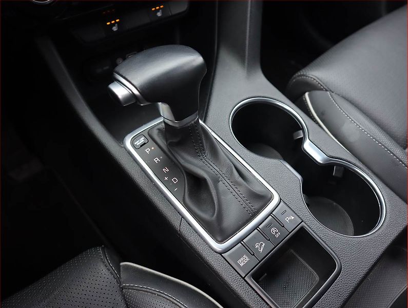 Kia Sportage (2017) 1.7 CRDi, Automat, Kůže, Navi - fotka 13 z 20