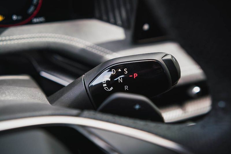 Škoda Superb (2025) 2.0 TDI, Sportline, Navigace - fotka 21 z 31
