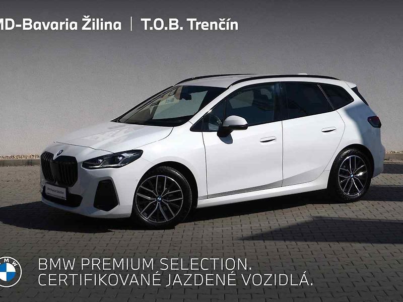 BMW Řada 2 - fotka 1 z 10