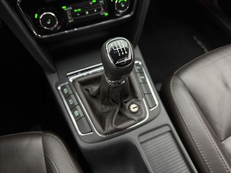 Škoda Superb 2,0 125kW L&K VÝHŘEV TAŽNÉ ČR - fotka 23 z 45