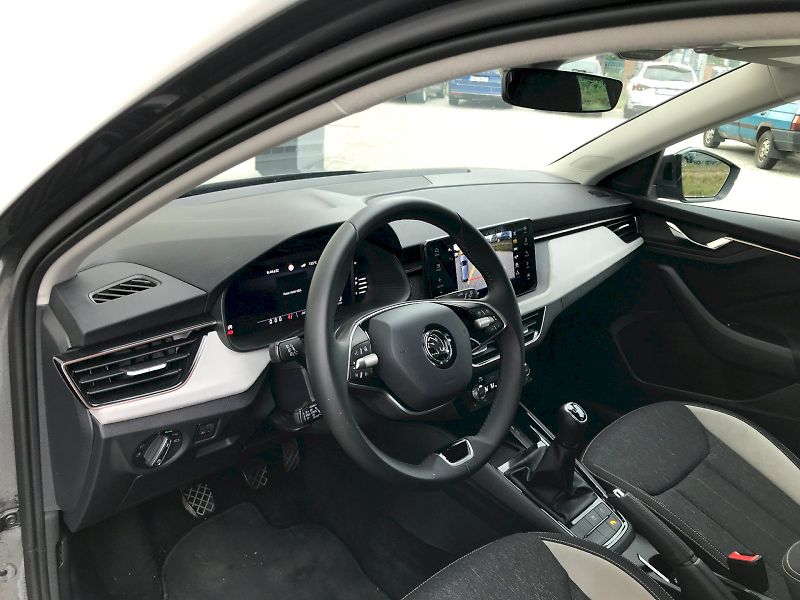 Škoda Scala (2025) SELEC TSI 85/1.0 M6F - fotka 8 z 28