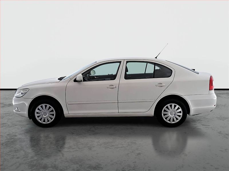 Škoda Octavia (2010) Ambiente 1.4 TSI, Tempomat - fotka 3 z 13