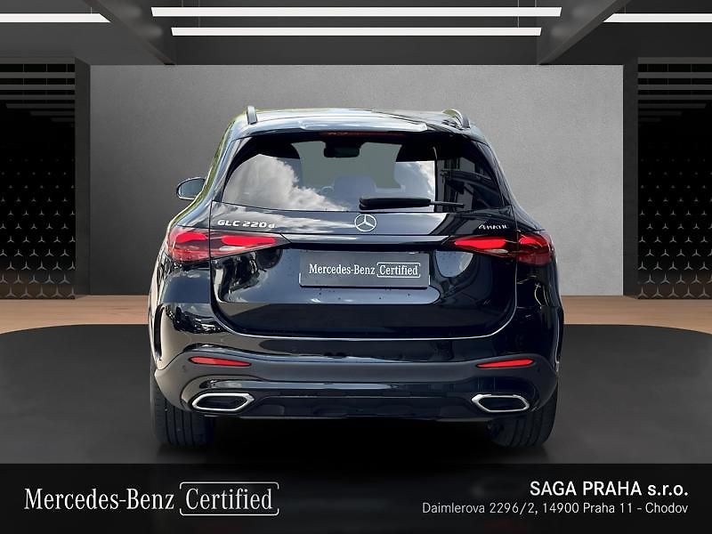 Mercedes-Benz GLC SUV 220 d 4MATIC AMG Line Nigh - fotka 5 z 22