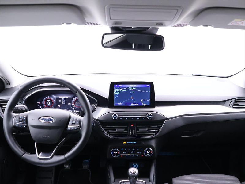 Ford Focus 1,5 Titanium X CZ 1.Maj. DPH - fotka 23 z 31