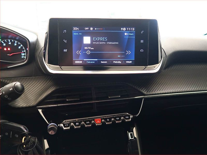 Peugeot 208 (2020) GT Pack 1.2 PureTech, Automat - fotka 12 z 17