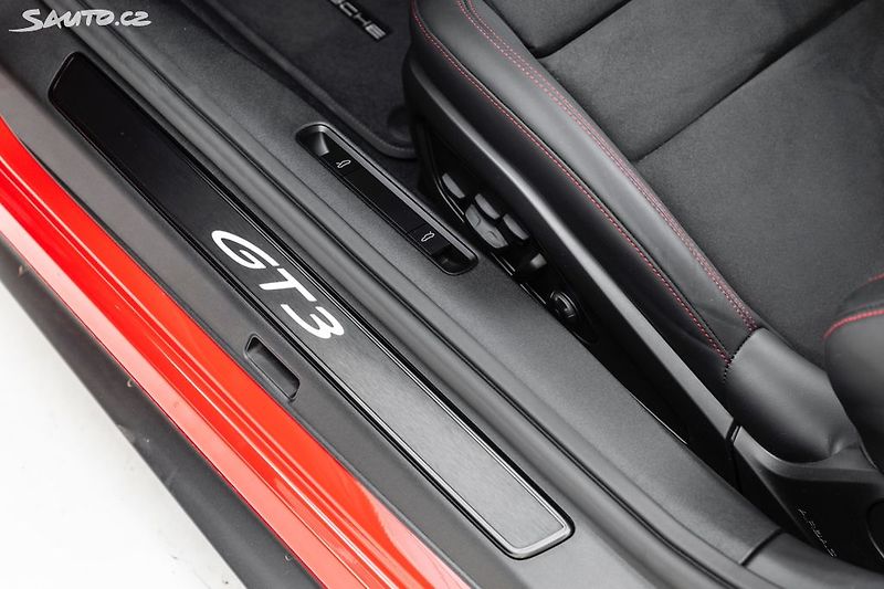 Porsche 911 GT3 992.2 facelift, PDK - fotka 27 z 40