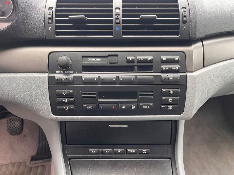 BMW M3 (2002) 3.2 i Kabrio 252 Kw - fotka 13 z 14