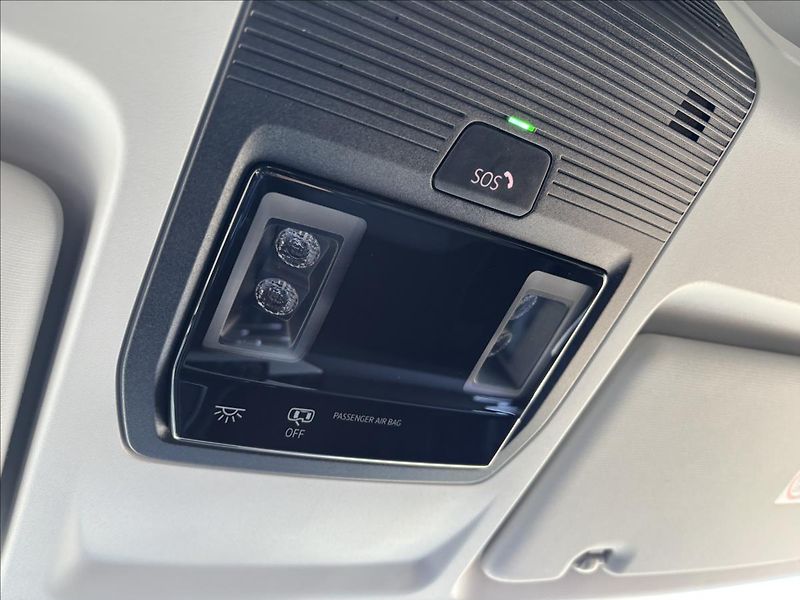 Ford Tourneo Connect 2,0 EcoBlue 90kW Titanium L2 - fotka 46 z 50