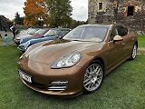Sraz vozů Porsche ve Švihově na hradě.