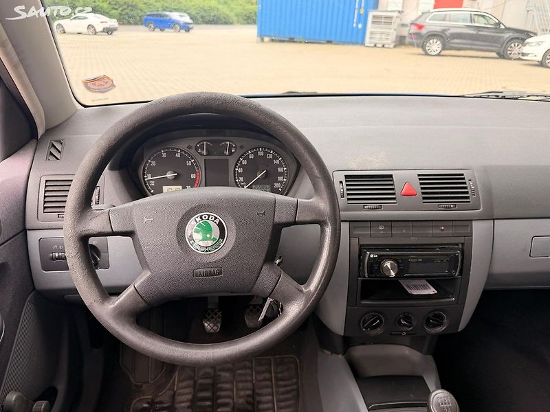 Škoda Fabia (2001) 1.4MPI, 44kw Původ ČR - fotka 14 z 17