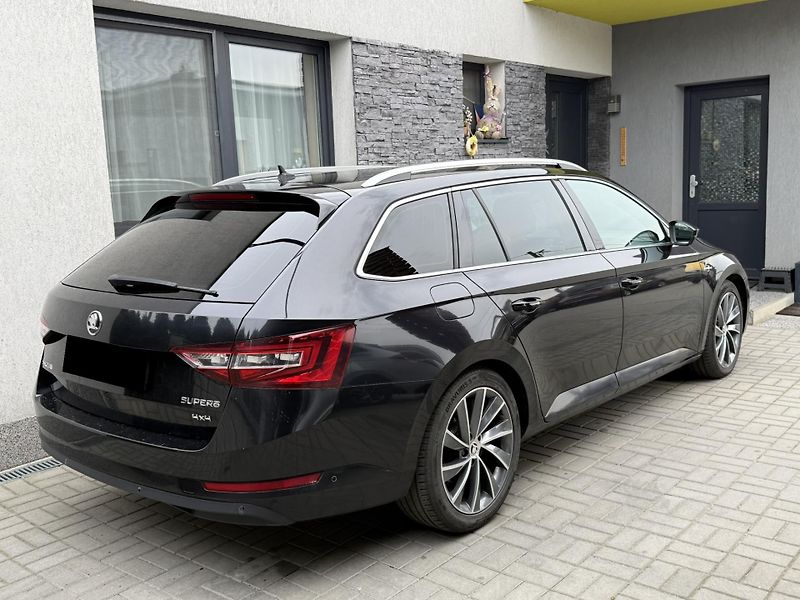 Škoda Superb (2018) 2.0 TDi 4x4 L&K DSG  ZAK V ČR - fotka 2 z 22
