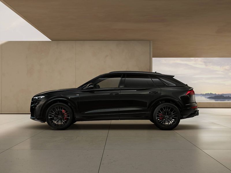Audi Q8 SUV 50 Quattro 8TT 3,0TDI - fotka 2 z 7