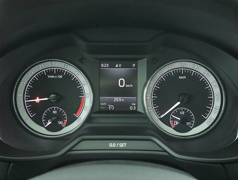 Škoda Octavia (2018) Style 2.0 TDI, Automat, ČR - fotka 11 z 20