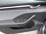 Škoda Octavia COMBI 1.5 eTSI M-HEV Top Selec - náhled 11