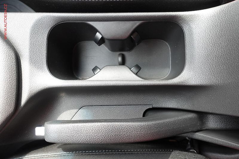 Hyundai i30 (2021) 1.5 T-GDi 48V, Smart - fotka 22 z 24