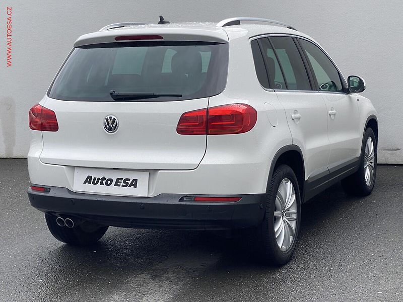 Volkswagen Tiguan (2013) 2.0 TDi 4x4, Life, DSG - fotka 4 z 15