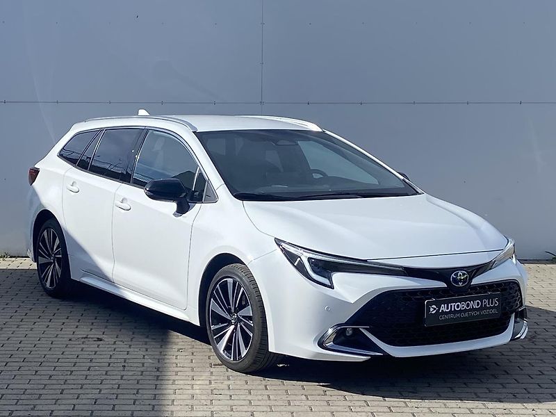Toyota Corolla 1.8 HSD 140k e-CVT Style - fotka 6 z 22
