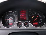 Volkswagen Passat (2005) 2.0 TDI, Tažné, udržované - náhled 11