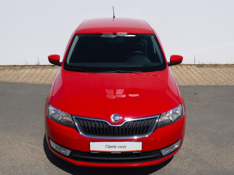 Škoda Rapid AmbitionPlus Fresh 1,2 TSI /63 - fotka 7 z 29