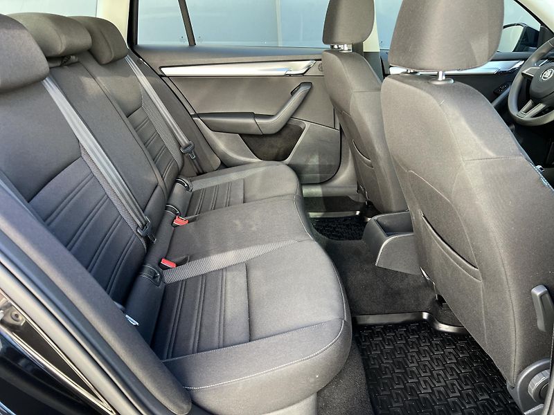 Škoda Octavia 1.4TSi 110kw DSG KLIMA TAŽNÉ - fotka 27 z 38
