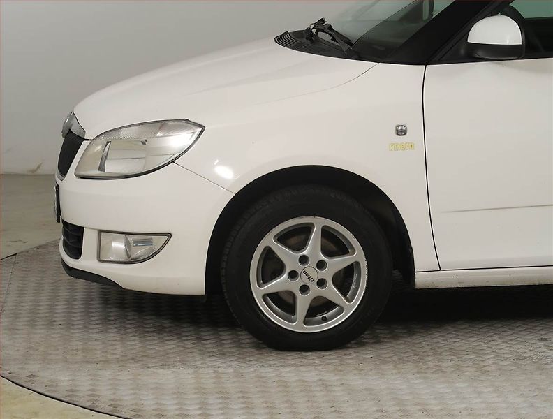 Renault Trafic (2017) 1.6 dCi, Bus, 8Míst, ČR, DPH - fotka 11 z 16