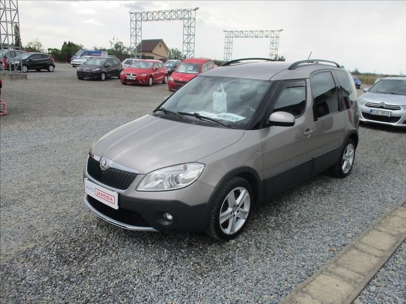 Škoda Roomster 1,2 TSi, Scout,DSG,klima,s.kn, - fotka 3 z 41