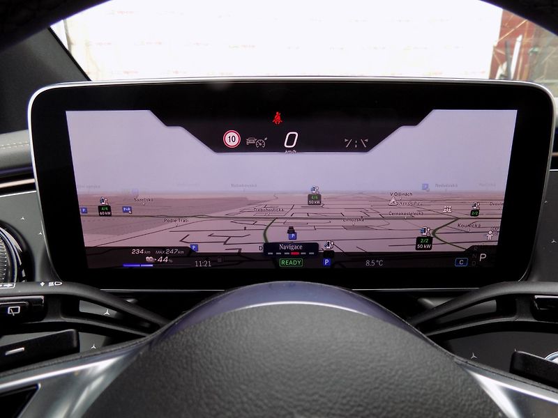 Mercedes-Benz EQE (2023) 350+/Performance-LED/PANO/DPH/ - fotka 31 z 50