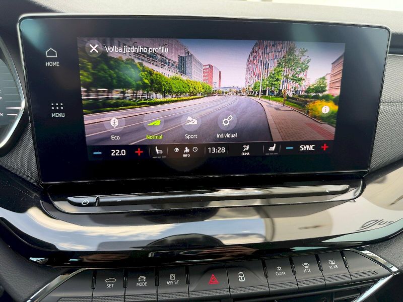 Škoda Octavia (2022) Combi 1.5 TSI 110kW Style Plus - fotka 17 z 35