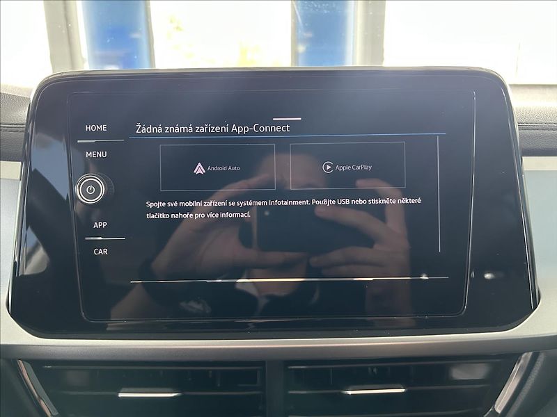 Volkswagen T-Roc 1,0   TSI 85kW,LIFE,1.MAJITEL - fotka 15 z 26