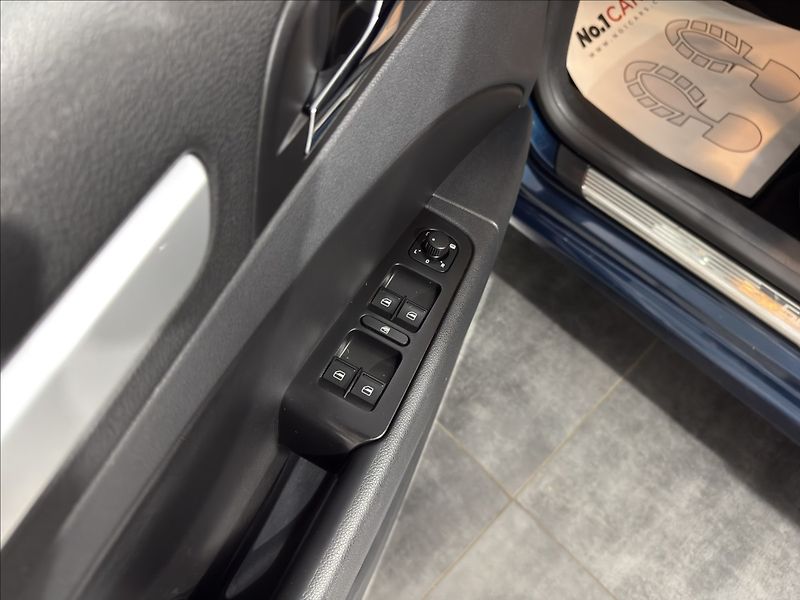 Škoda Superb 2,0   TSI DSG 147kW ELEG PANO - fotka 7 z 41