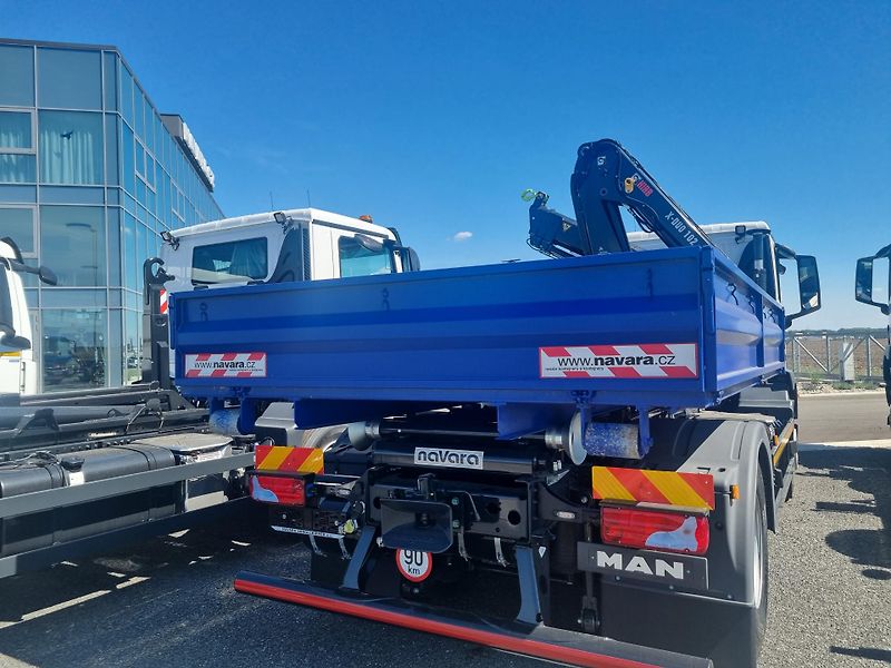 MAN TGL TRAKTOR NOSIČ KONTEJNERU - fotka 21 z 21