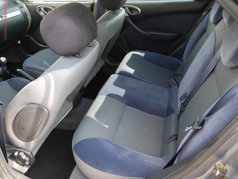 Citroën Xsara (2004) 1.4 i, AC - fotka 10 z 15