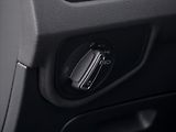 Volkswagen Touran 1,8 TSI 132kW DSG R-Line 7míst - náhled 16