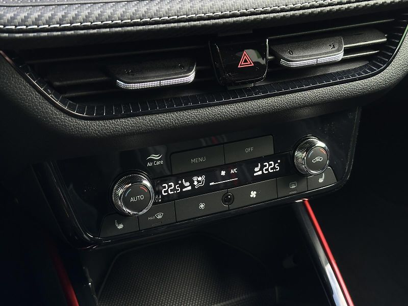 Škoda Fabia 1.0TSi DSG Monte Carlo 116PS B - fotka 26 z 43