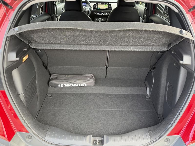 Honda Jazz 1.5 e:HEV Executive CVT - fotka 25 z 25