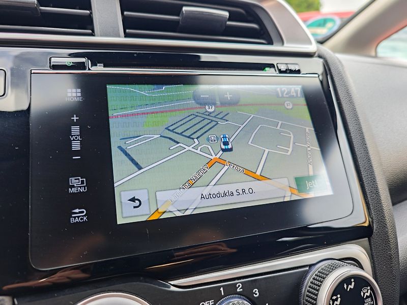 Honda Jazz (2018) 1.5 i-VTEC Dynamic Kamera 96kW - fotka 27 z 44