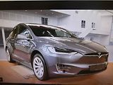 Tesla Model X.
