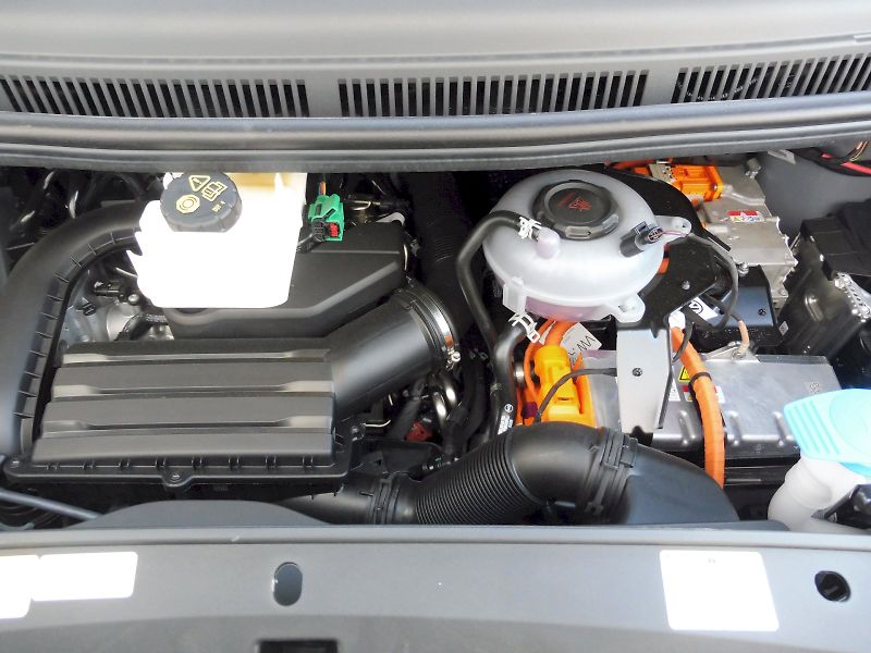 Volkswagen Multivan (2026) Long Life 1,5 TSI PHEV 180kW D - fotka 26 z 30