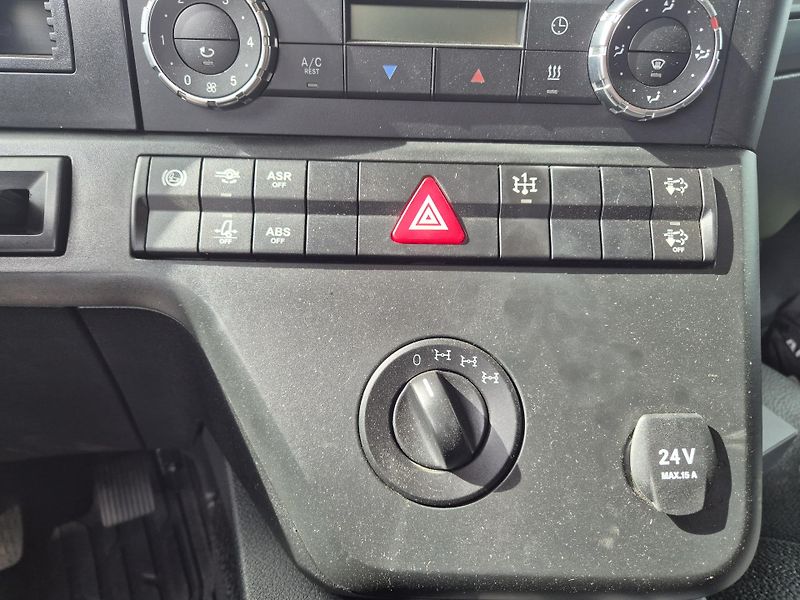 Mercedes-Benz Atego 1827 AROCS 4x4 KONTEJNEROVKA - fotka 15 z 31