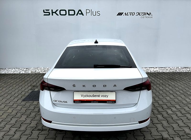 Škoda Octavia (2023) 1.5 TSI 110kW MP6 Style - fotka 6 z 35