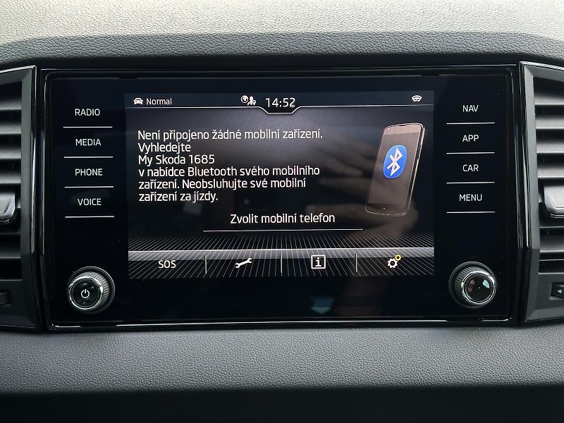 Škoda Karoq 2.0TSi DSG 4x4 Sportline 190PS - fotka 32 z 51
