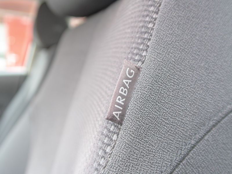 Volkswagen Passat (2008) 1.9TDI 77KW man – STK 5/28 - fotka 27 z 38