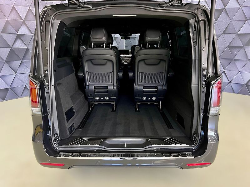Mercedes-Benz Třídy V d 4MATIC, AMG EXCLUSIVE XL,AIR - fotka 33 z 34