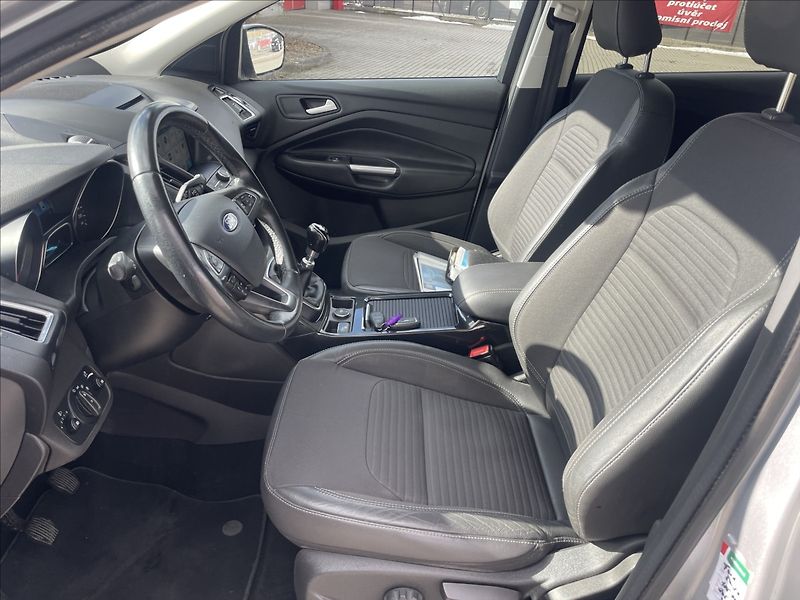 Ford Kuga 1,5 EcoBoost 110kw Tažné CZaut - fotka 7 z 30